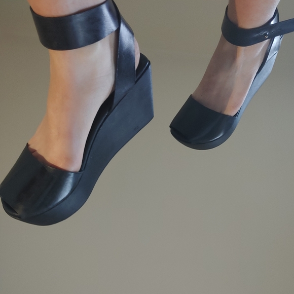 Black Leather Sandals - Picture 1 of 9